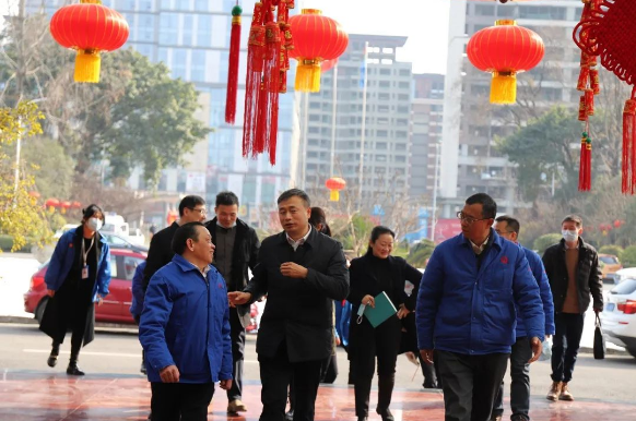 成都市武侯区委王毅副书记一行走访调研成都乐竞平台_乐竞（中国）集团