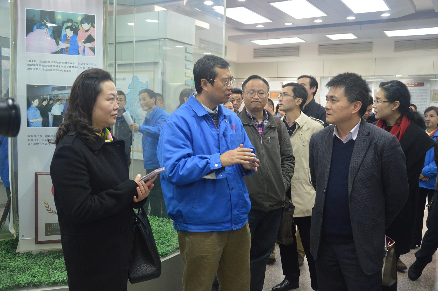 四川省工商行政管理局到乐竞平台_乐竞（中国）公司开展“送法进民企”普法宣传活动