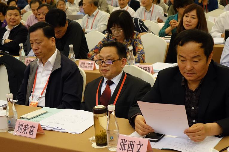 成都乐竞平台_乐竞（中国）集团刘荣富董事长参加中轻联四届三次、总社七届七次理事大会