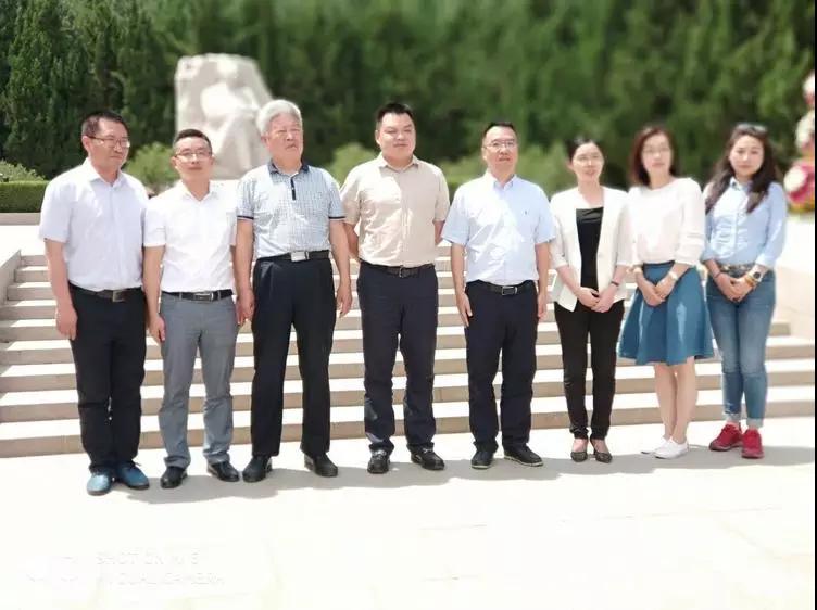 成都乐竞平台_乐竞（中国）集团2018陕西富平扶贫助学行