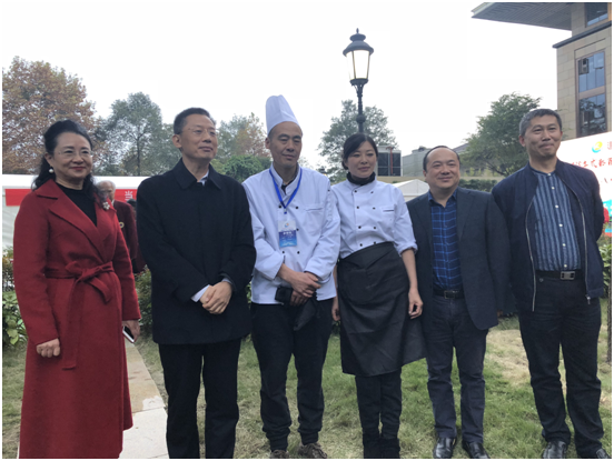 成都乐竞平台_乐竞（中国）集团首次出战成都百万职工技能大赛中式烹饪大赛