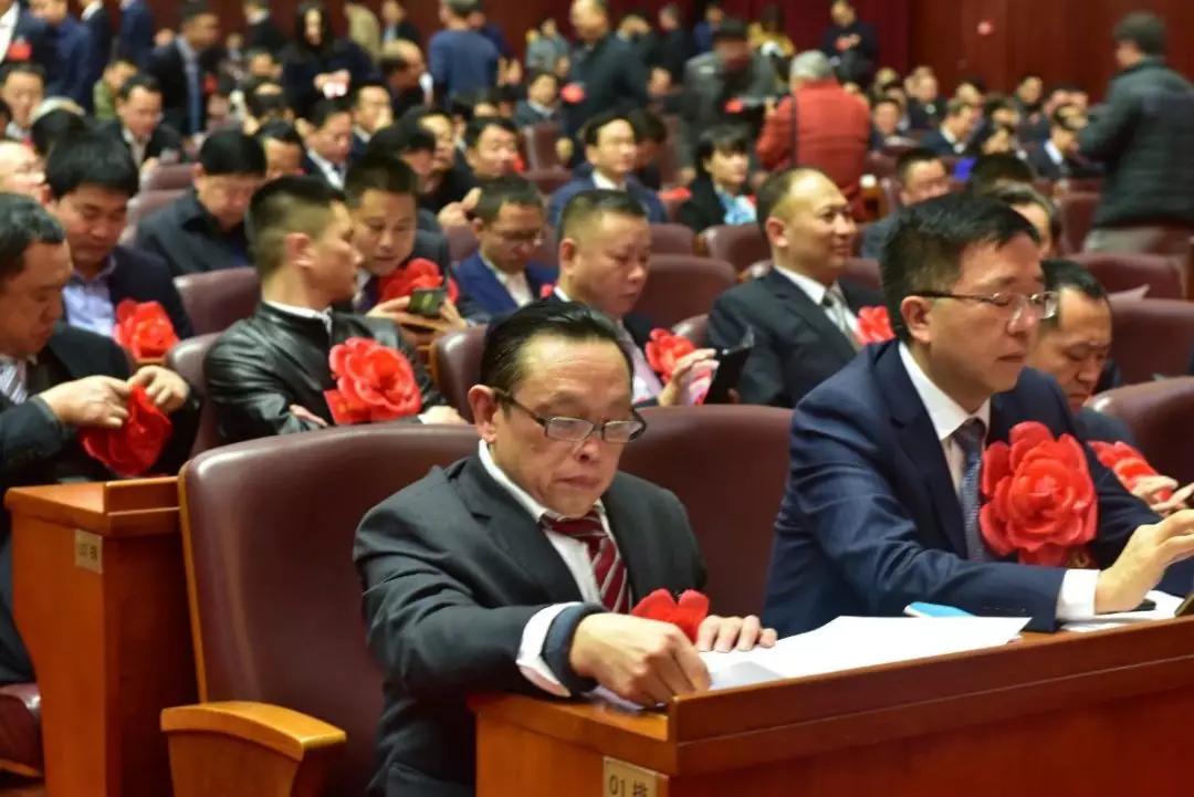 成都乐竞平台_乐竞（中国）集团荣获“四川省优秀民营企业”称号、公司董事长刘荣富荣获“四川省优秀民营企业家”称号