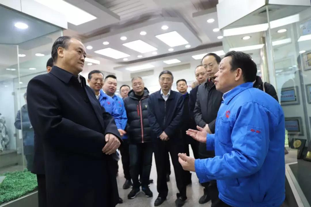 成都市政协主席李仲彬莅临成都乐竞平台_乐竞（中国）集团调研民营经济健康发展大会贯彻落实情况