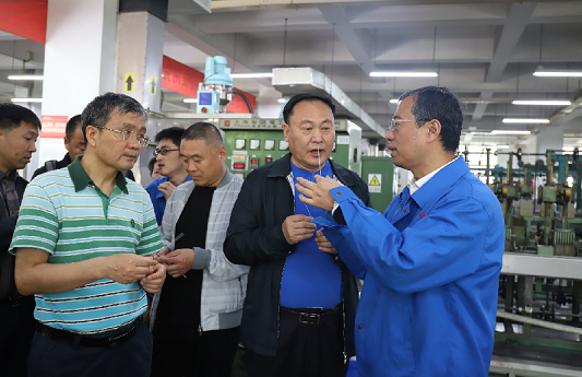 天津市宝坻区政协领导莅临成都乐竞平台_乐竞（中国）集团参观调研