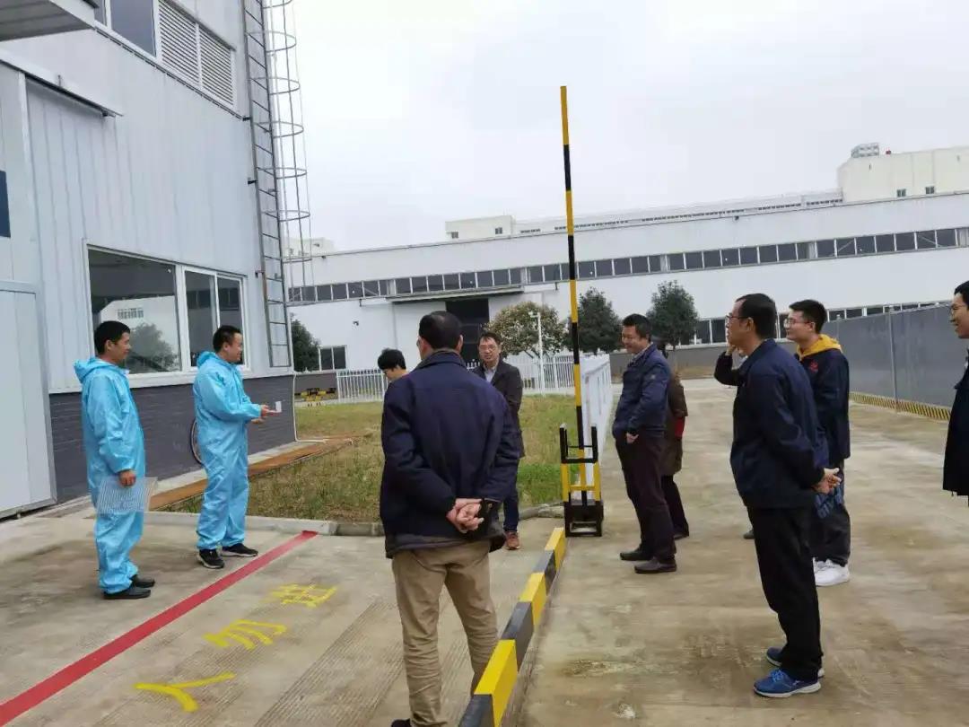 热烈祝贺成都乐竞平台_乐竞（中国）集团新材料科技有限公司顺利通过医疗器械体系审查