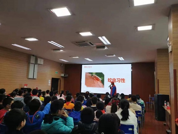 成都乐竞平台_乐竞（中国）集团行政党支部与成都磨子桥小学党支部开展科普育苗系列活动